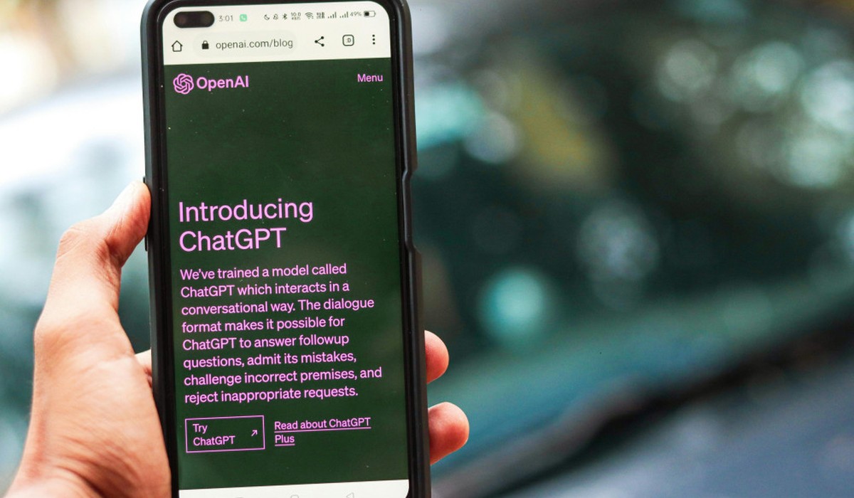 Viele Beschäftigte probieren KI, nur einer von fünf nutzt sie regelmäßig Viele Beschäftigte probieren KI, nur einer von fünf nutzt sie regelmäßig